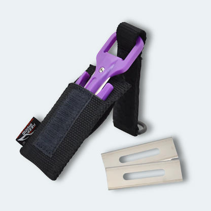 Couteau de plongée avec son étui de rangement + 2 lames de rechange